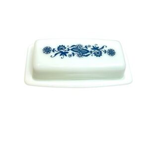 Old Town Pyrex Butter Dish